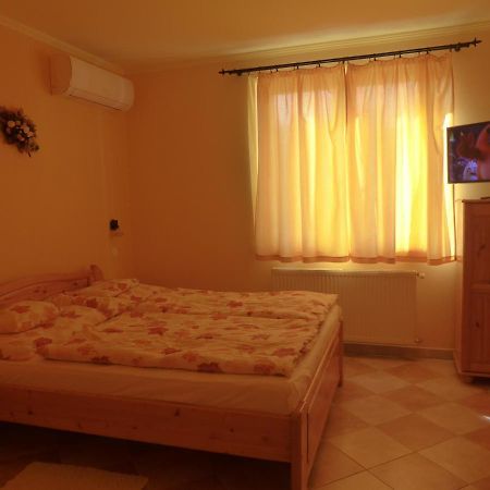 Napfény Apartman és Vendégház Egerszalók Exterior foto