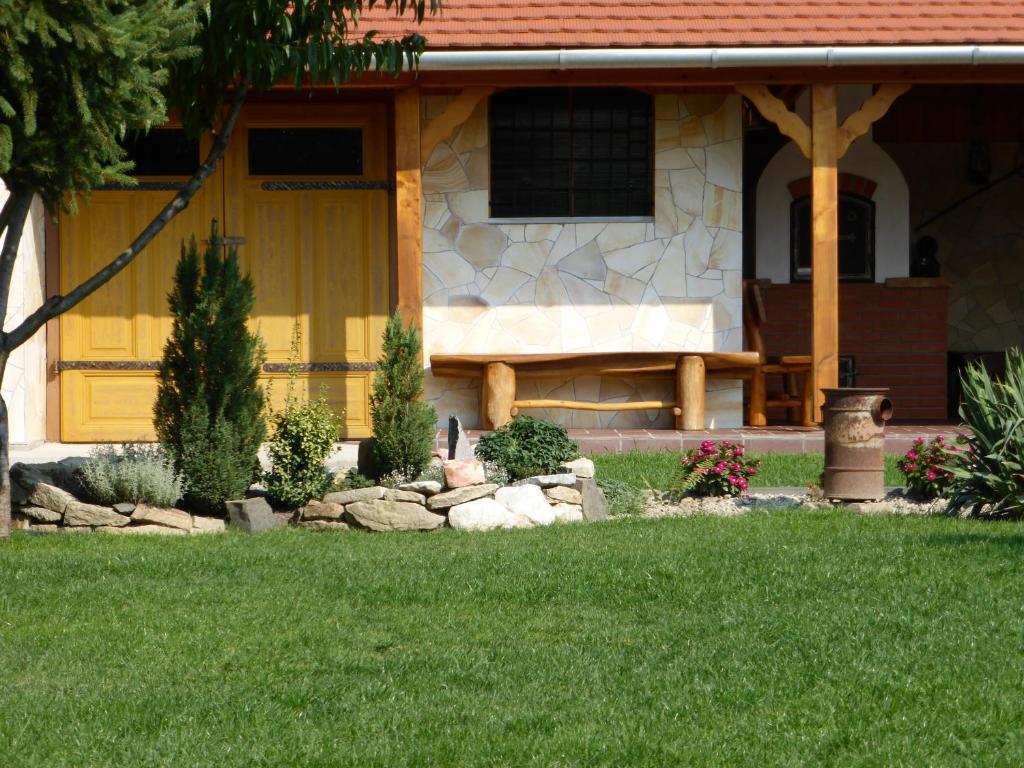 Napfény Apartman és Vendégház Egerszalók Exterior foto