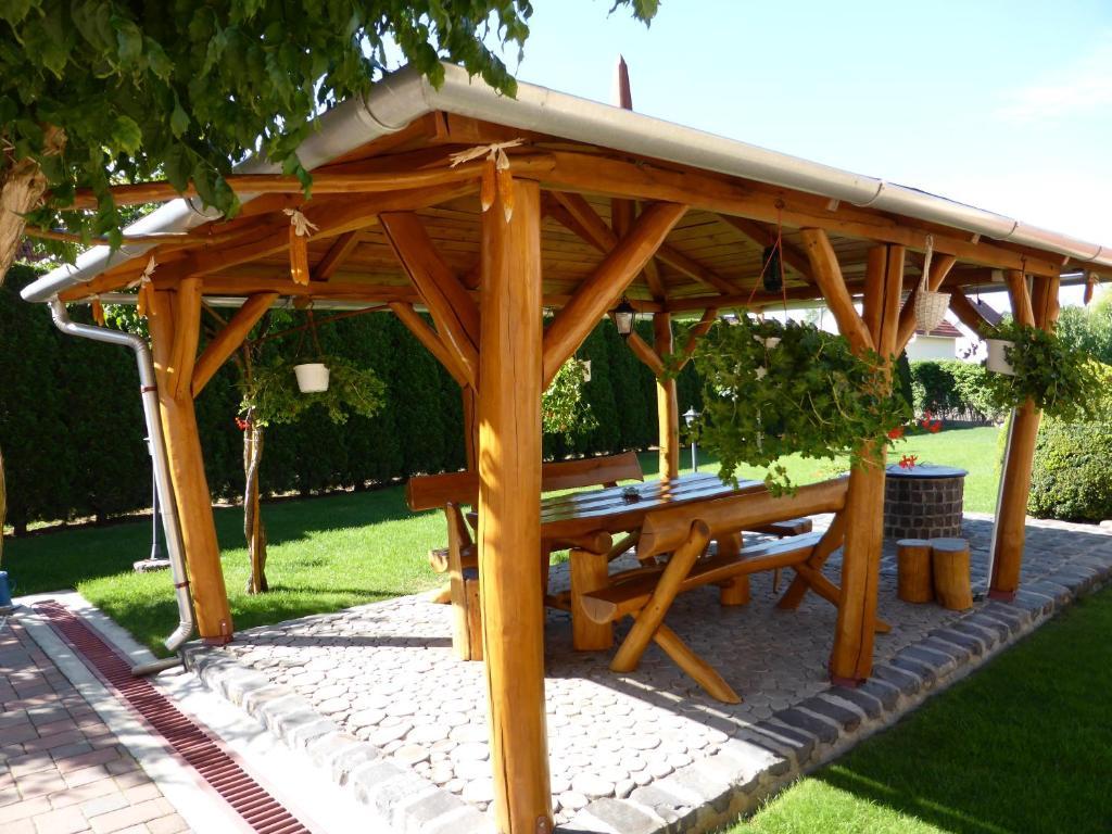 Napfény Apartman és Vendégház Egerszalók Exterior foto