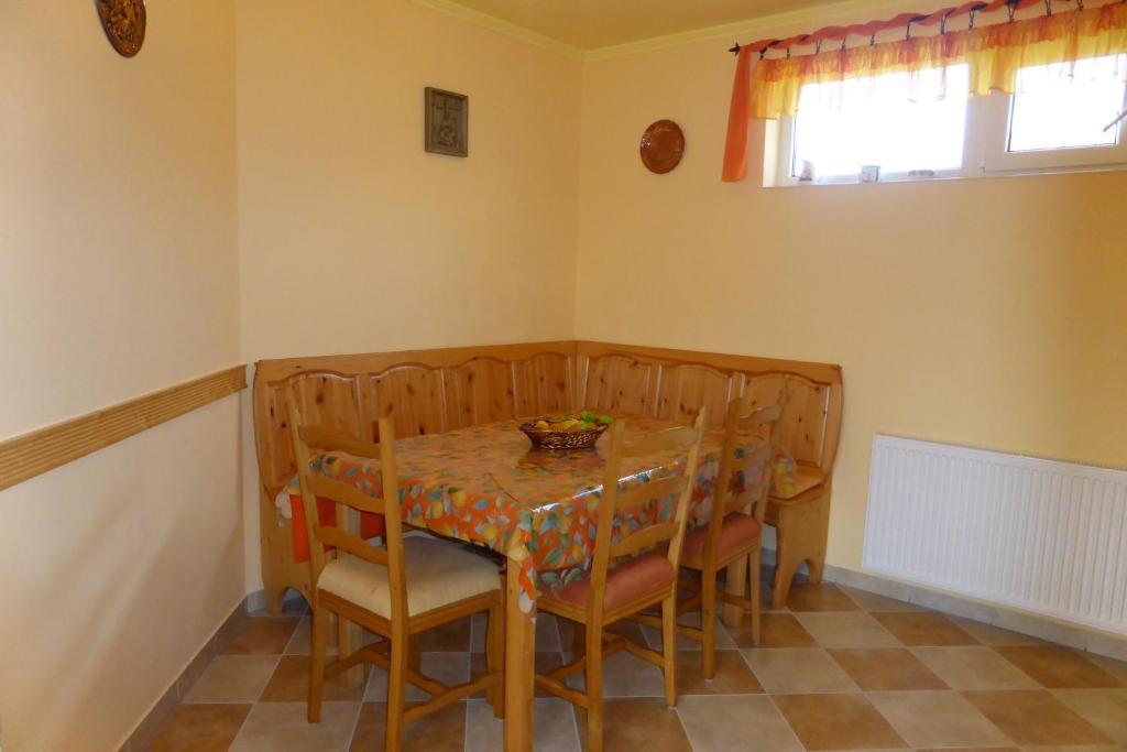 Napfény Apartman és Vendégház Egerszalók Habitación foto