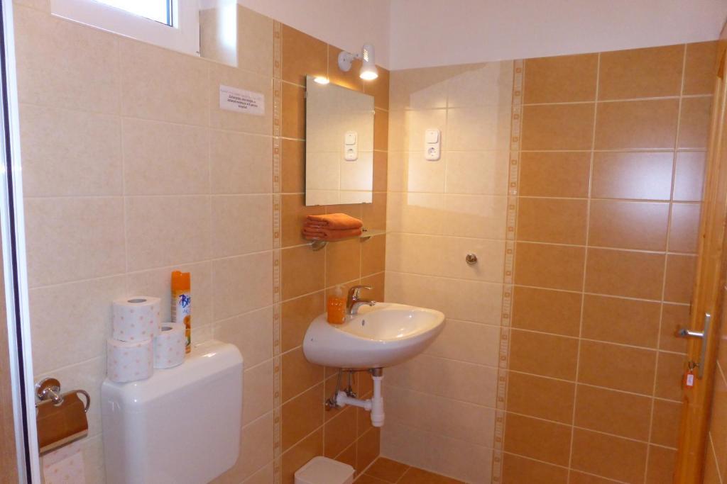 Napfény Apartman és Vendégház Egerszalók Habitación foto